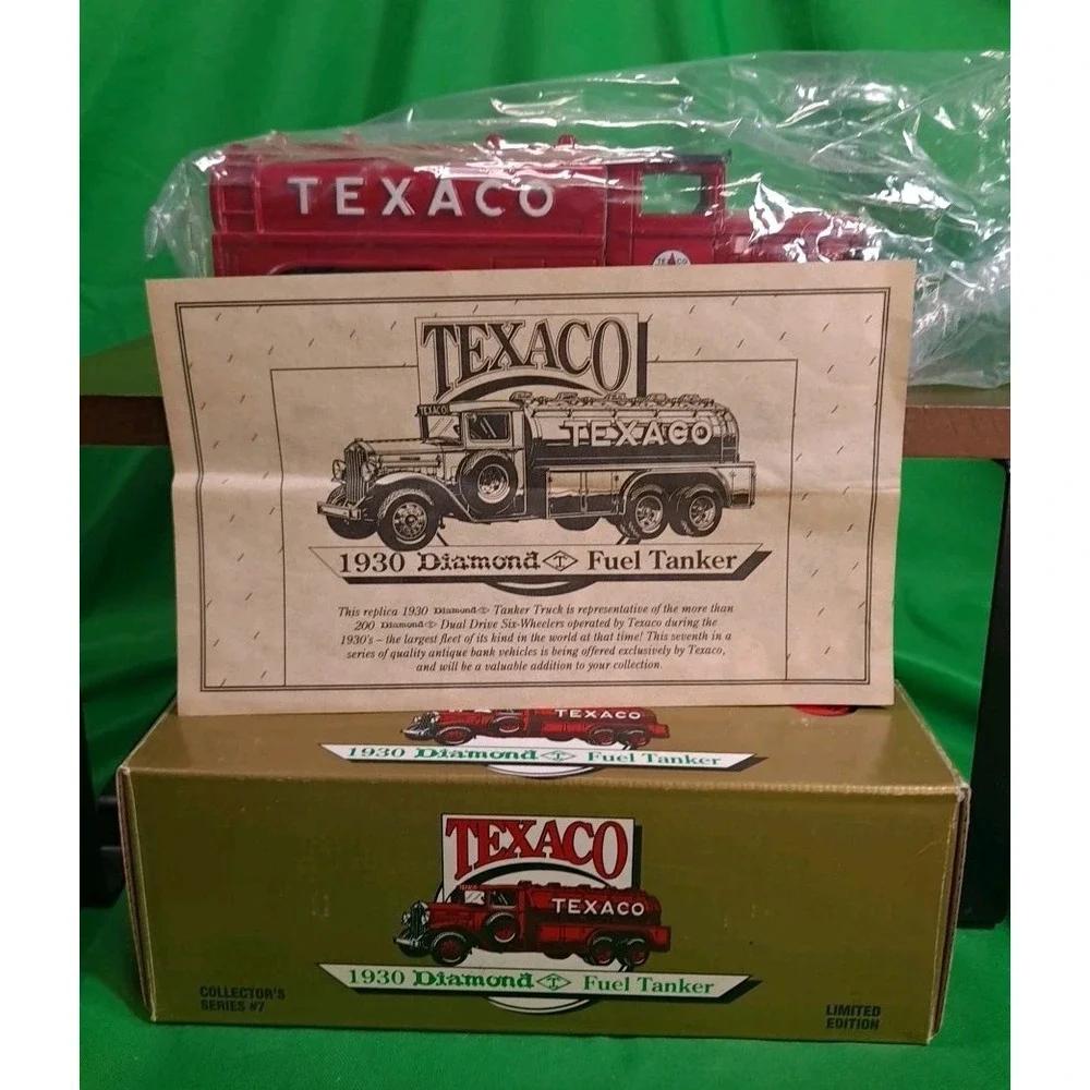 Ertl Texaco 1930 Diamond Fuel Tanker Diecast Coin Bank‎ 9330VO New In Box
